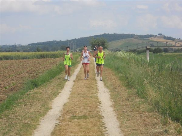 Eco_passeggiata_lago_Montepulciano_2_giugno_2011_258.JPG