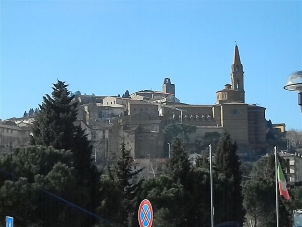 Premi per vedere l'immagine alla massima grandezza