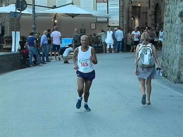 Premi per vedere l'immagine alla massima grandezza